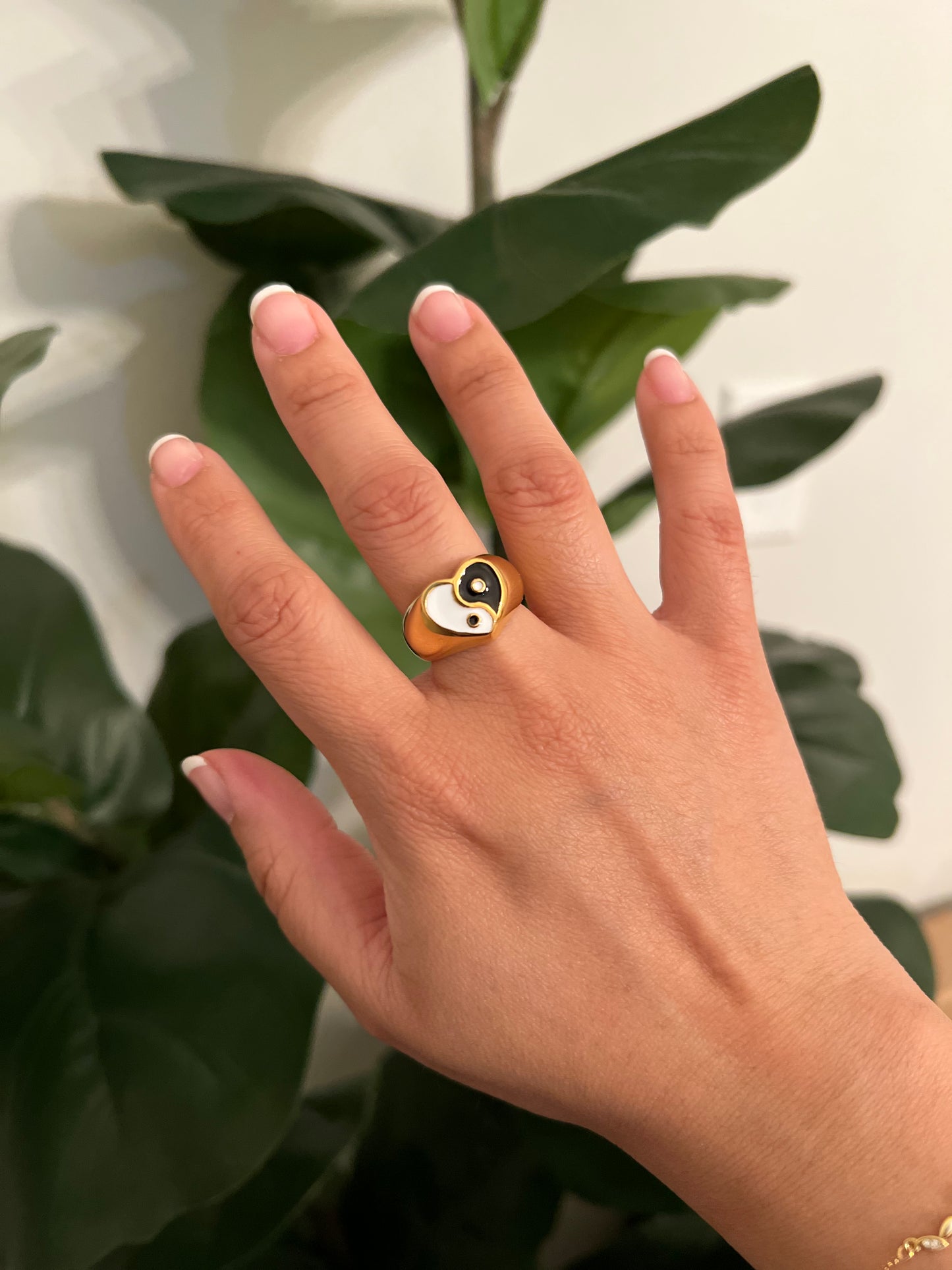 Ying Yang heart ring