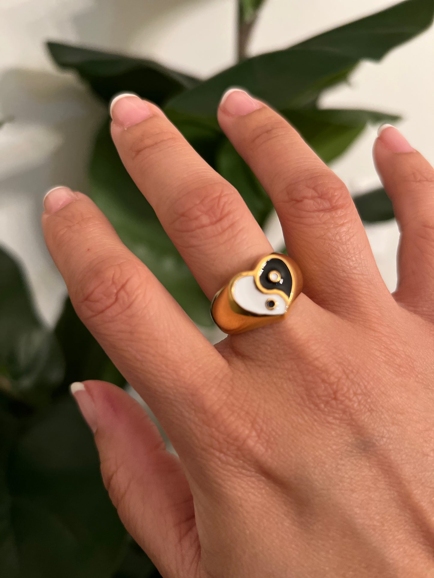 Ying Yang heart ring