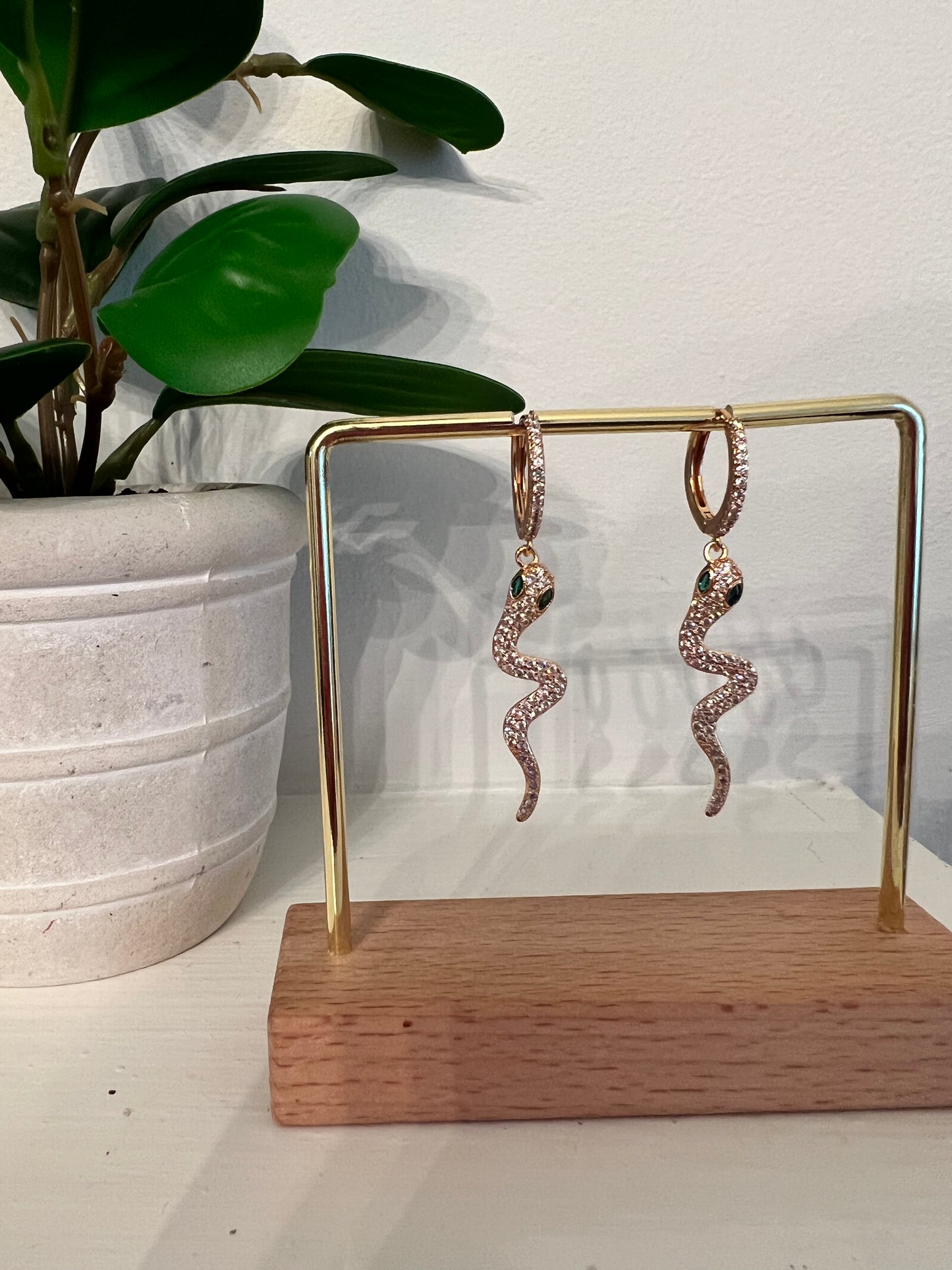 Cassie snake hanging earrings