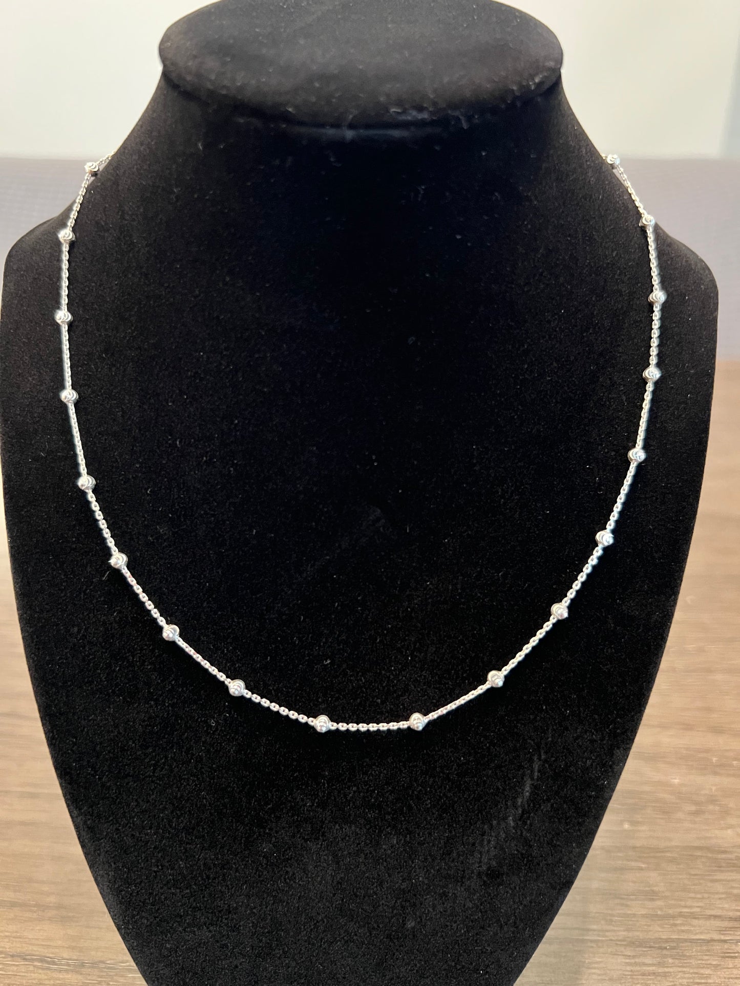 Pavlova sterling silver necklace